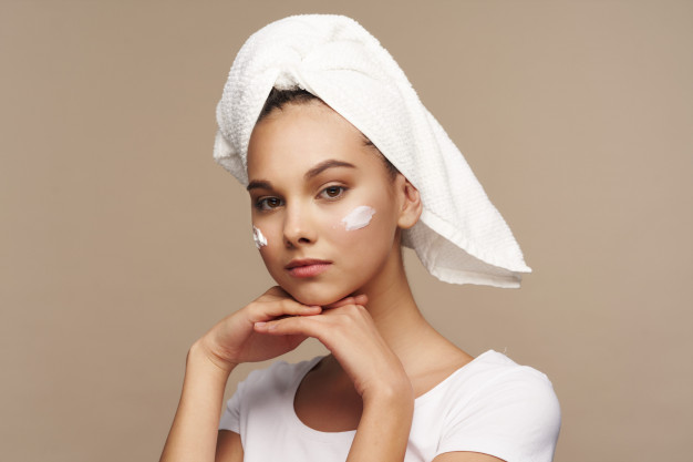 Urutan Skincare Pagi Dan Malam Hari Yang Benar Mudah Avoskin Blog